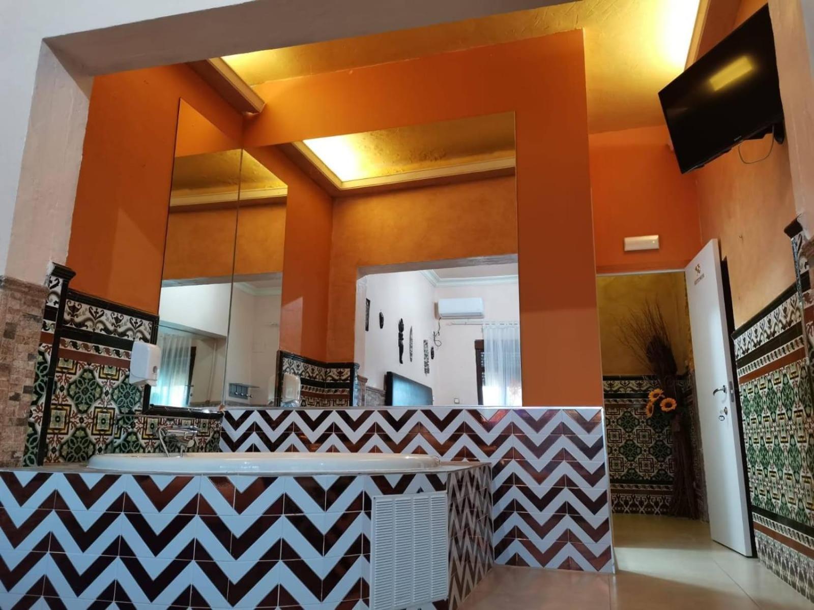 Hostal Avenida Andalucia - Solo Adultos, Seville